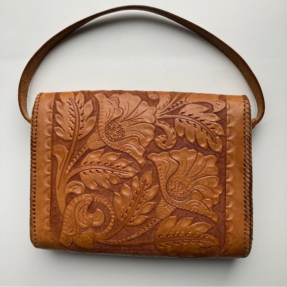 Vintage Hand Tooled Leather Shoulder Bag - Picture 2 of 8